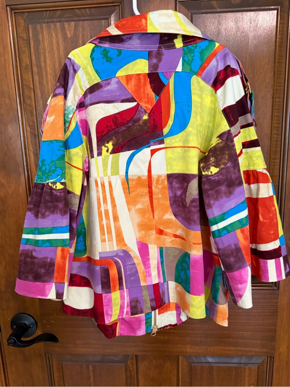 Women’s Multicolor Abstract Utility Jacket - Picture 3 of 6